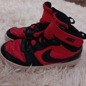 Kids Nike Court Borough Mid 2 sneakers size 2